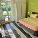 Costantina With Heated Pool Apartmanhotel Cannobio