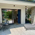 Apartmanhotel Costantina With Heated Pool