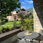 Costantina With Heated Pool Apartmanhotel Cannobio