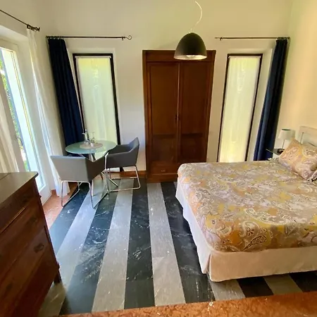 Aparthotel Costantina With Heated Pool 4*