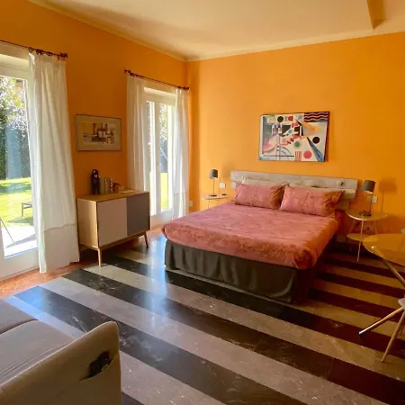 Aparthotel Costantina With Heated Pool