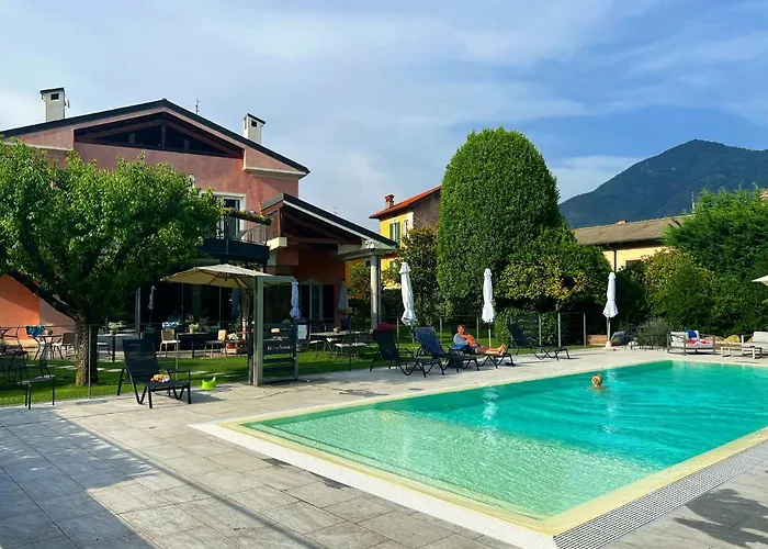 Costantina With Heated Pool Aparthotel Cannobio