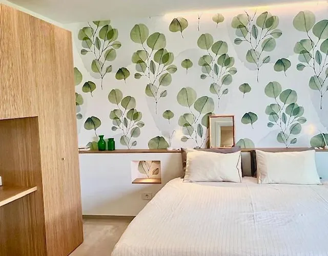 Aparthotel Costantina With Heated Pool Cannobio