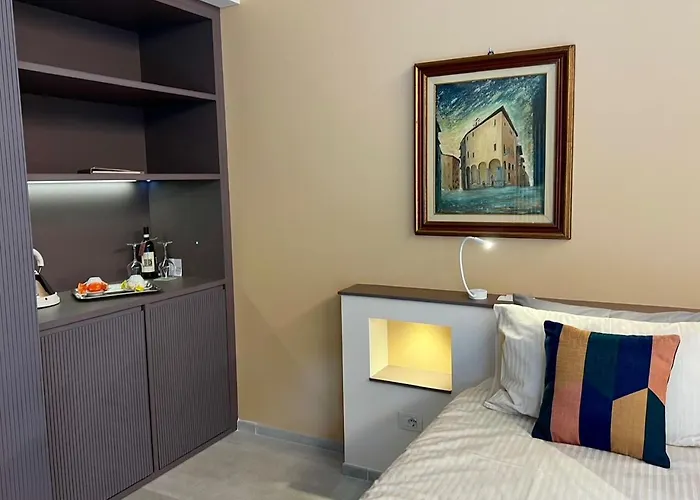 Aparthotel Costantina With Heated Pool 4*