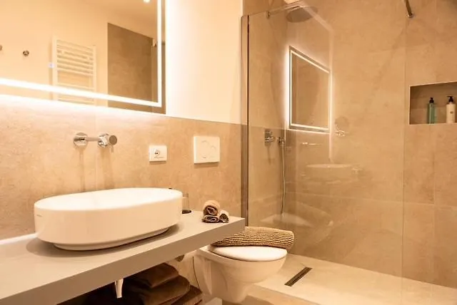 Costantina With Heated Pool Aparthotel Cannobio